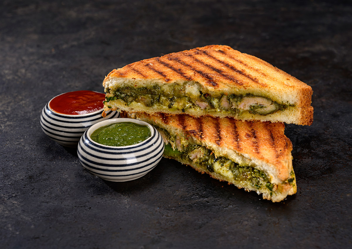 Grilled Chicken Hariyali Tikka Sandwich