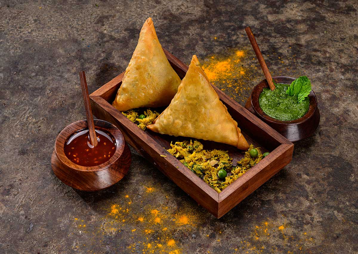 Masala Chicken Jumbo Patti Samosa